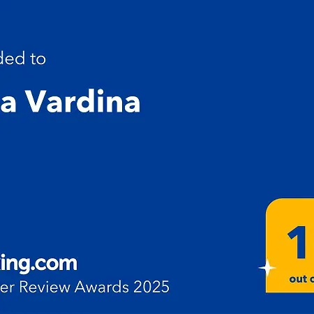 ヴィラ Vardina